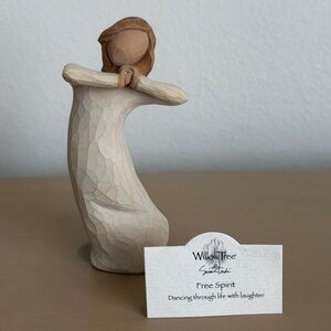 Demdaco Willow Tree “Free Spirit “Sculpture - Cream and Tan new